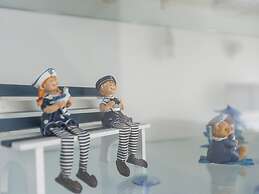 Spacious Apartment With Terrace