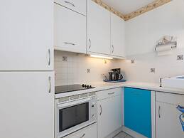 Spacious Apartment With Terrace