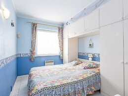 Spacious Apartment With Terrace