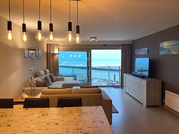 Apartment for 6 People With Garden