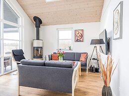 6 Person Holiday Home in Tarm