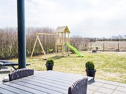 6 Person Holiday Home in Tarm