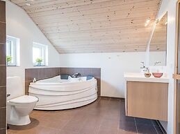 6 Person Holiday Home in Tarm