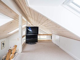 6 Person Holiday Home in Tarm