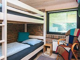 Charming Family Retreat-by Traum