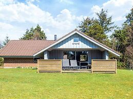 Charming Family Retreat-by Traum