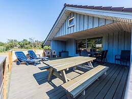 Charming Family Retreat-by Traum