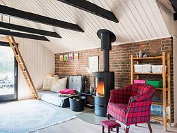 Charming Family Retreat-by Traum