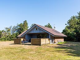 Charming Family Retreat-by Traum