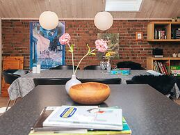 Charming Family Retreat-by Traum