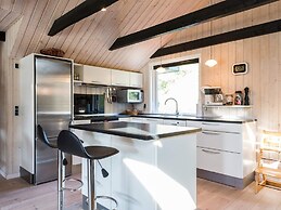 Charming Family Retreat-by Traum