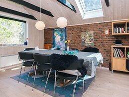 Charming Family Retreat-by Traum