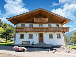 Renovated Farmhouse Stoanerbauer With View