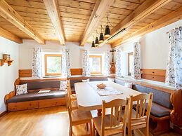 Renovated Farmhouse Stoanerbauer With View