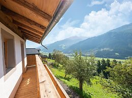 Renovated Farmhouse Stoanerbauer With View