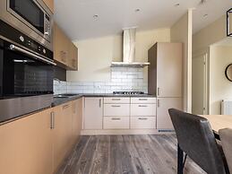 Beautiful Chalet With a Fireplace in a Wooded Area