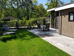 Beautiful Chalet With a Fireplace in a Wooded Area