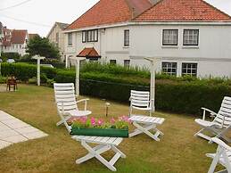 Cocktail 0101 Apartment in De Haan With Terrace