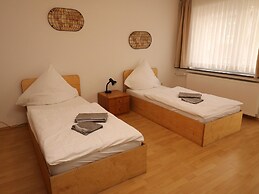 Central Apartment Near the Trade Fair