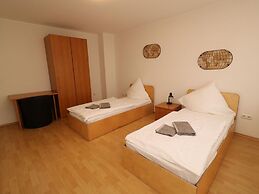 Central Apartment Near the Trade Fair