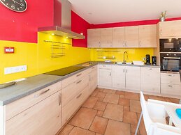 Magnificent Studio Home With Sauna