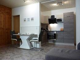 Little Seagull Modern Retreat