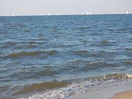 Little Seagull Modern Retreat