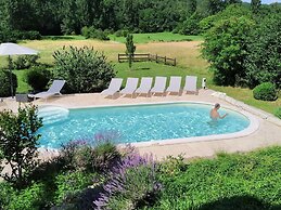 Luxury House in Leobard With Private Pool