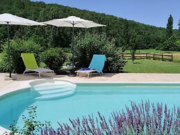 Luxury House in Leobard With Private Pool