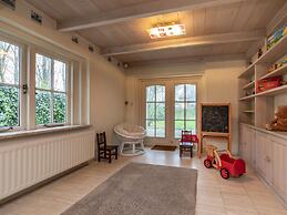 Charming Beach Villa With Thatched Roof