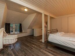 Charming Beach Villa With Thatched Roof