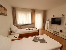 Apartment in Essen With Terrace