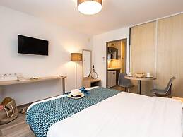 Modern Apartment in Coastal Town La Rochelle