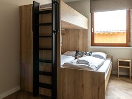 Stylish Apartment With Sauna, ski Area at 600 m