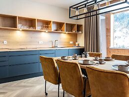 Stylish Apartment With Sauna, ski Area at 600 m