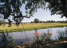 Starlit Tent Lodge Escape