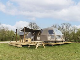 Cozy Tent With Bathroom, Under the Stars of Twente