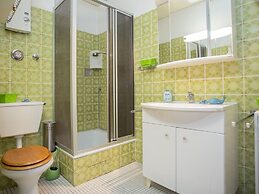 Apartment in a Quiet Locarion in Niedersfeld