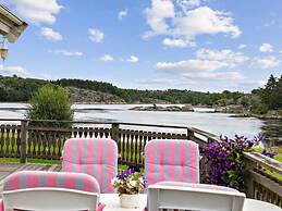 6 Person Holiday Home in Stromstad-by Traum