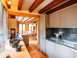 Atmospheric 14-person Chalet in Plagne 1800