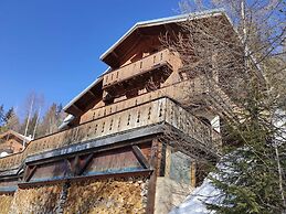 Atmospheric 14-person Chalet in Plagne 1800