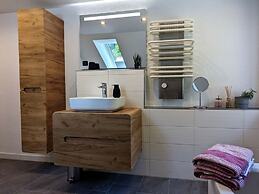 Old Forge Modern Retreat