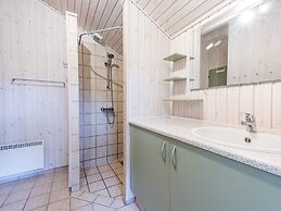 6 Person Holiday Home in Oksbol