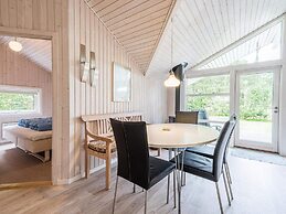 6 Person Holiday Home in Oksbol