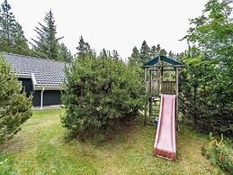 6 Person Holiday Home in Oksbol