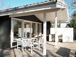5 Person Holiday Home in Melby