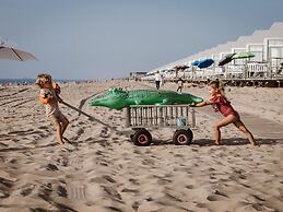 Holiday Home Near the Beach