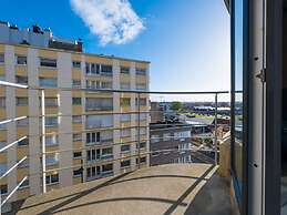 Apartment With a Nice Terrace