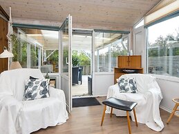 6 Person Holiday Home in Tarm