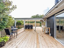 6 Person Holiday Home in Tarm